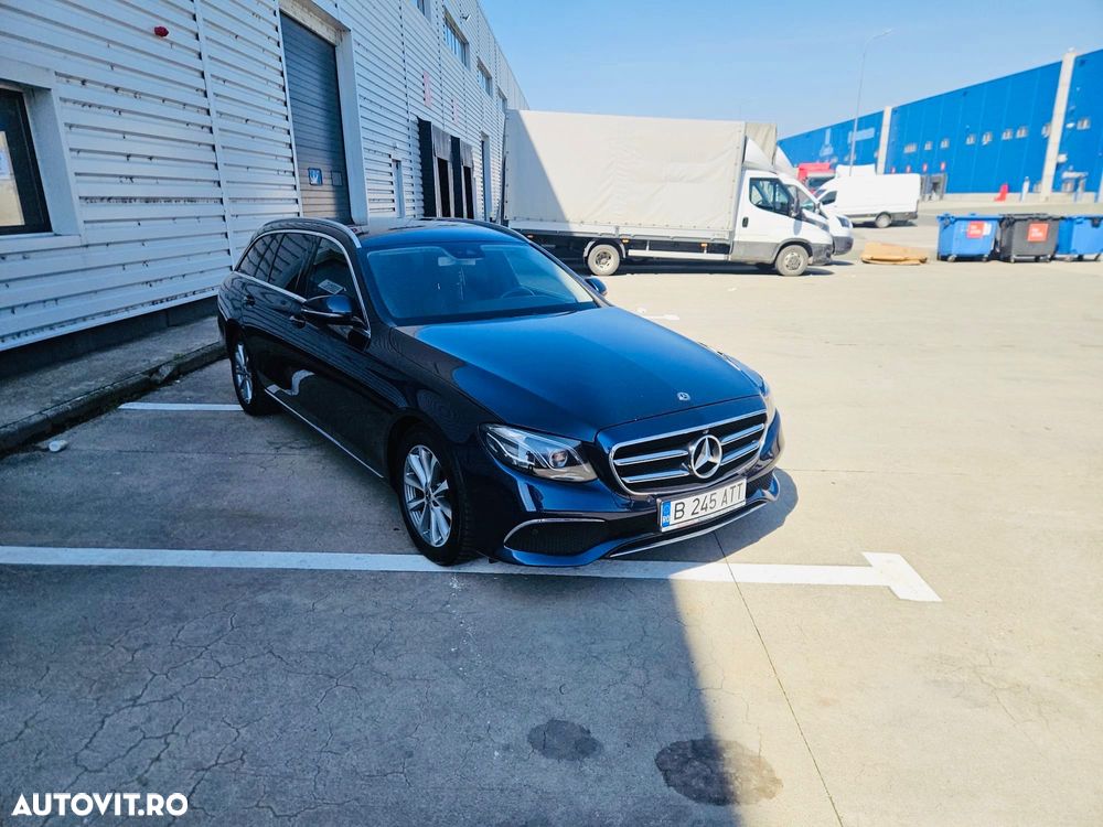Mercedes-Benz E 200 d T-Modell Aut - 2
