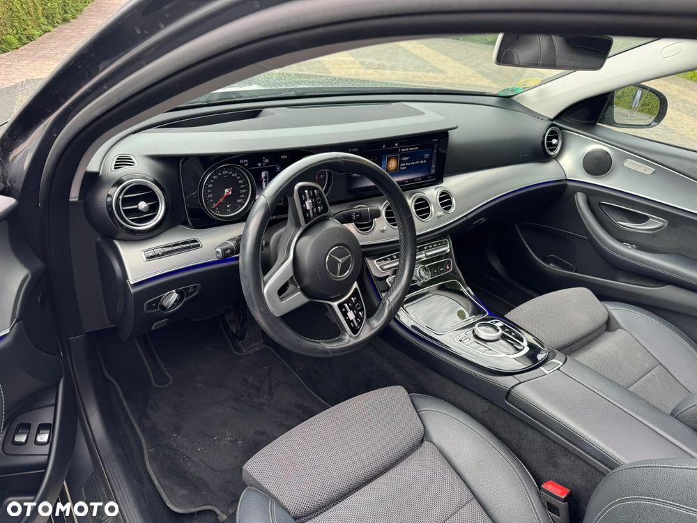 Mercedes-Benz Klasa E 220 d 9G-TRONIC Avantgarde - 38