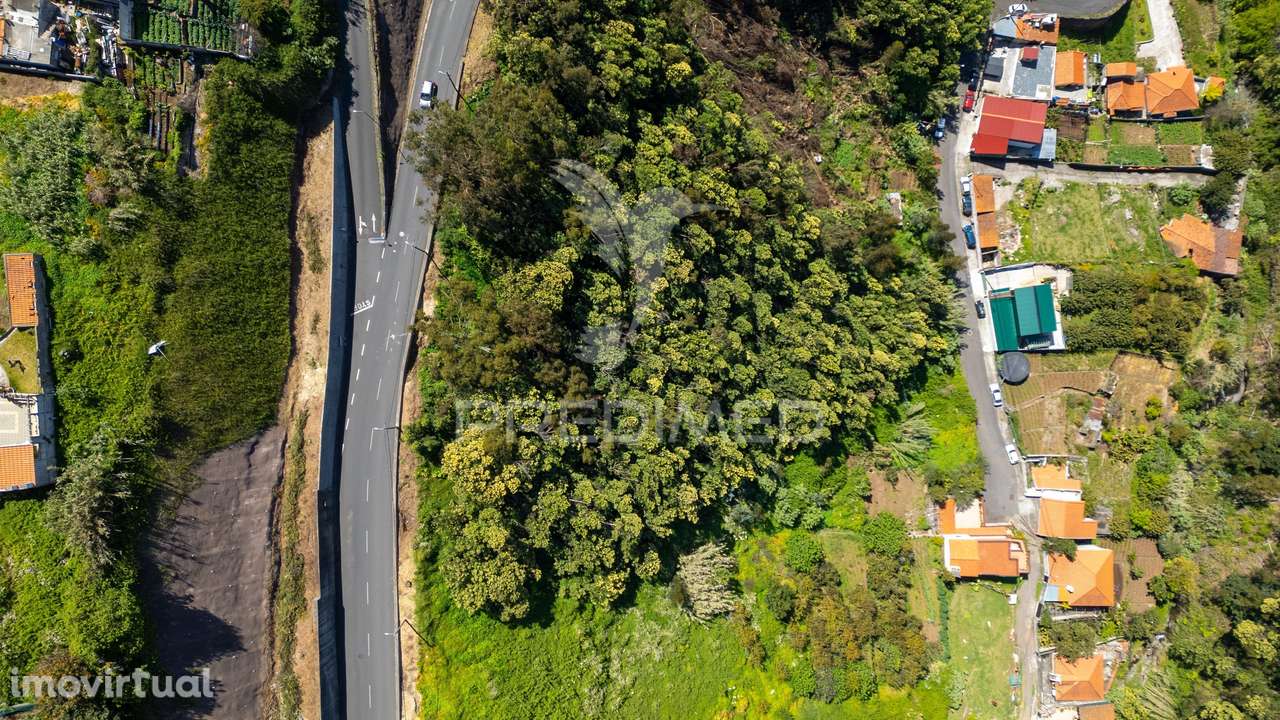 Terreno rustico  com duas frentes de estrada - Grande imagem: 2/5