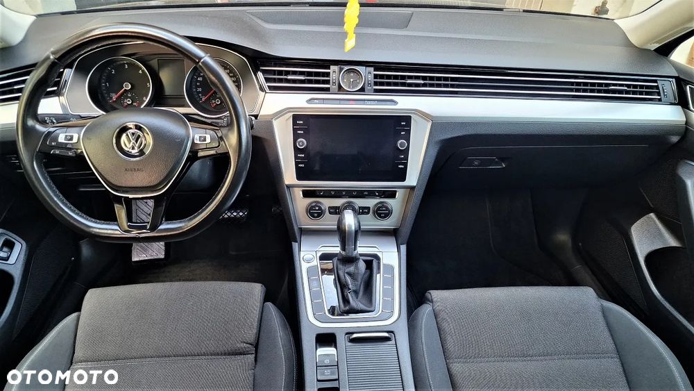 Volkswagen Passat 2.0 TDI BMT Comfortline DSG7 - 9