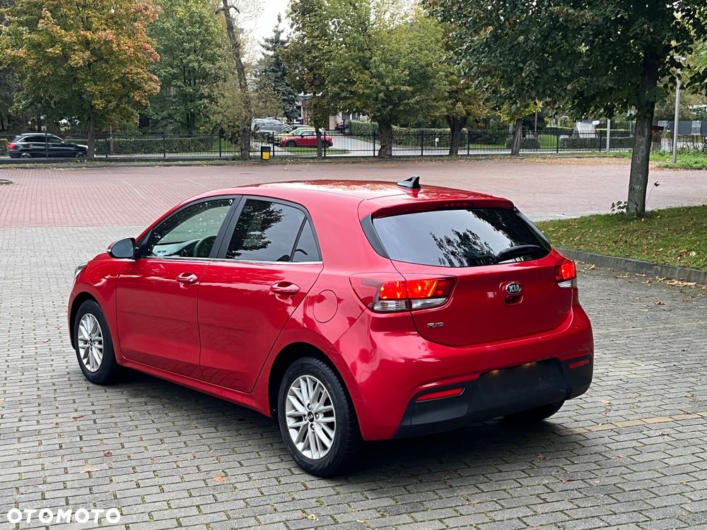Kia Rio 1.2 Business Line - 5