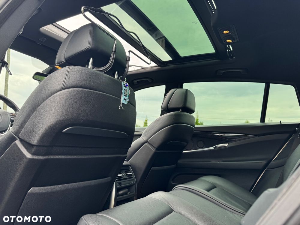 BMW 5GT 530d - 16