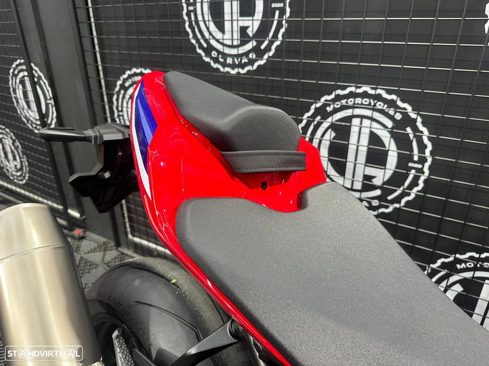 Honda CBR 1000RR-R FIREBLADE - 8