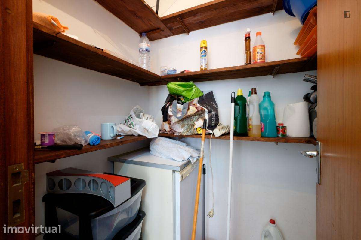 Quarto - localizado em Bairro do Sol Coimbra - Grande imagem: 5/23