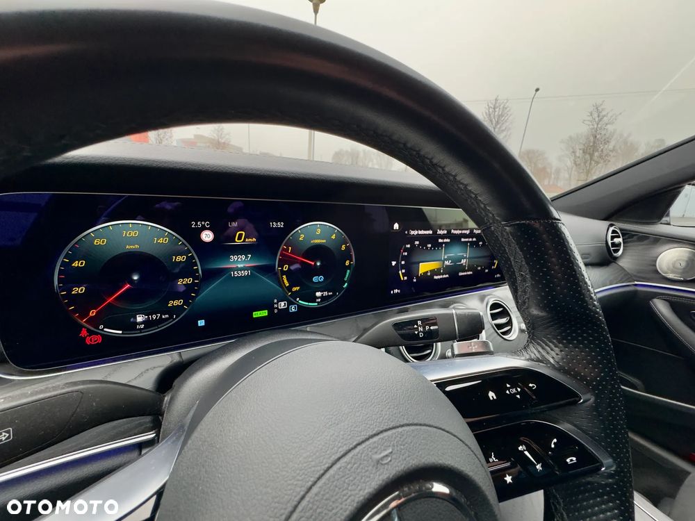 Mercedes-Benz Klasa E 300 de Business Edition - 17