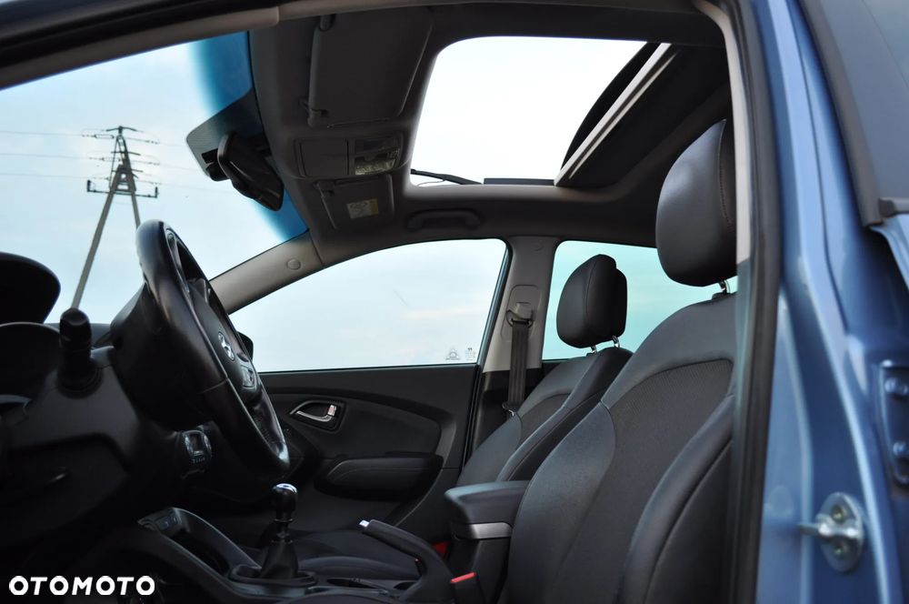 Hyundai ix35 1.6 2WD UEFA EURO 2012 Edition - 16