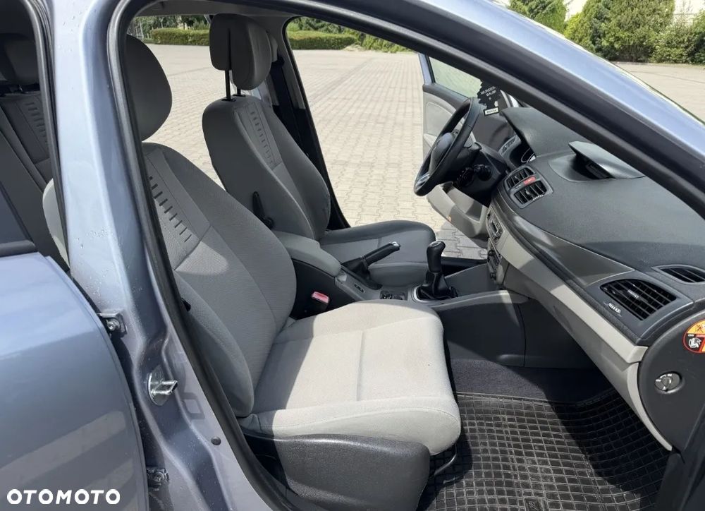 Renault Megane 1.5 dCi Expression - 7