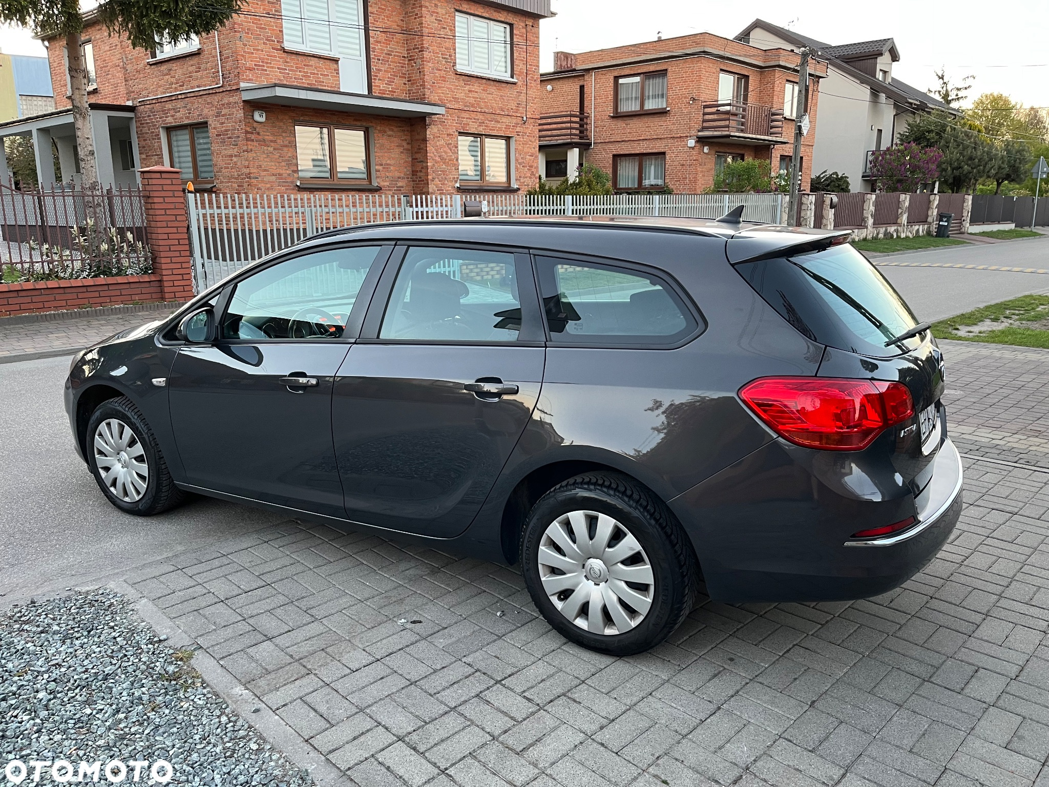 Opel Astra 1.6 CDTI DPF ecoFLEX Sports TourerStart/Stop Edition - 3