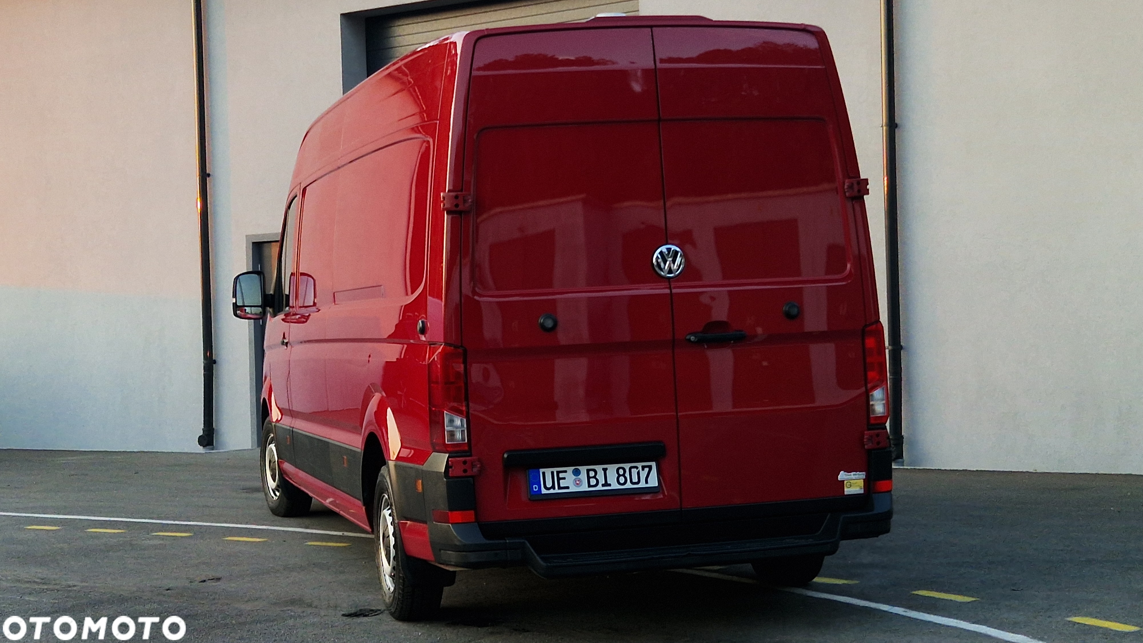 Volkswagen CRAFTER MAXI 2.0 DO PRZEWOZU KWIATÓW PODJAZD OCIEPLONA PAKA KLIMA NOWE OPONY - 14