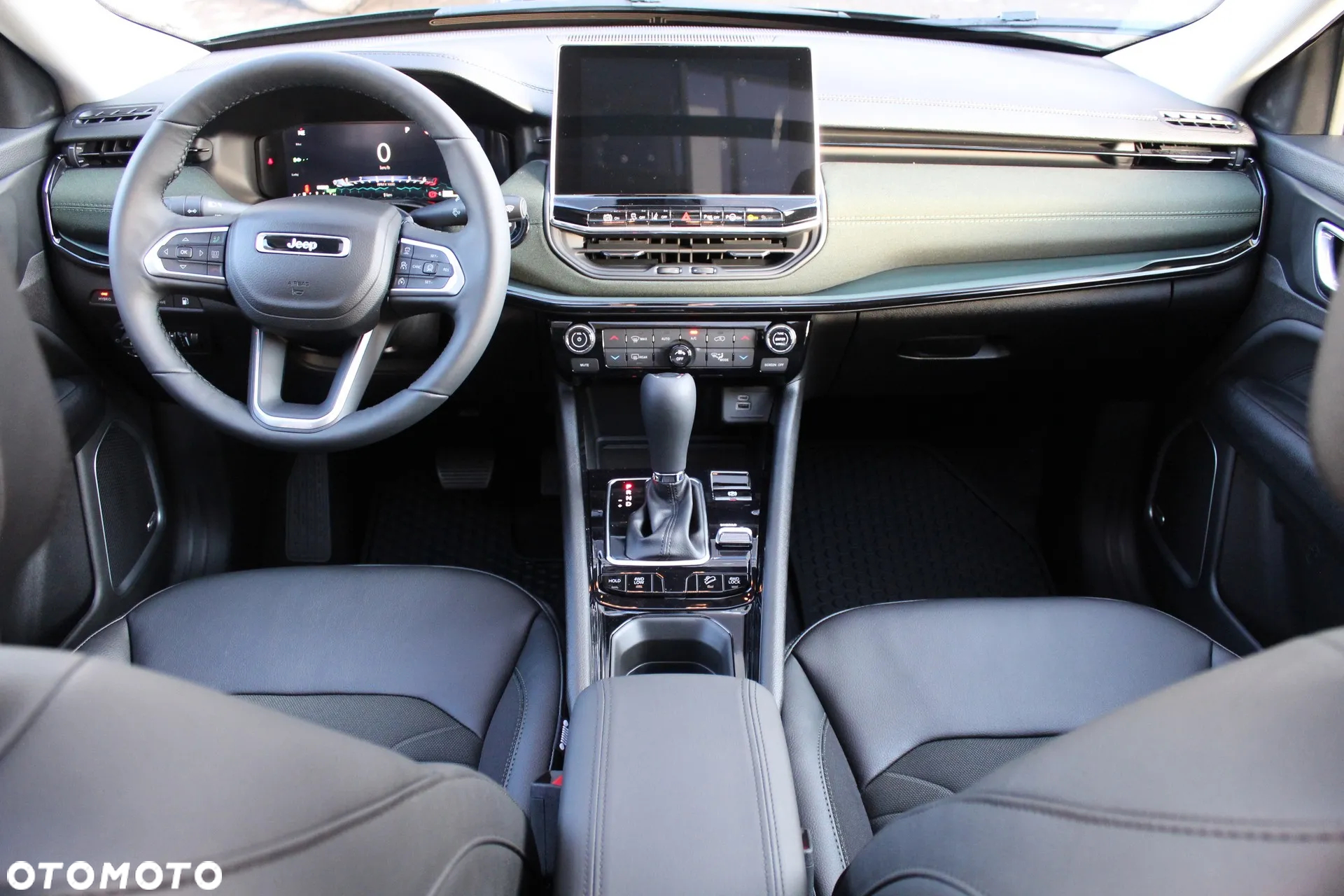 Jeep Compass - 8
