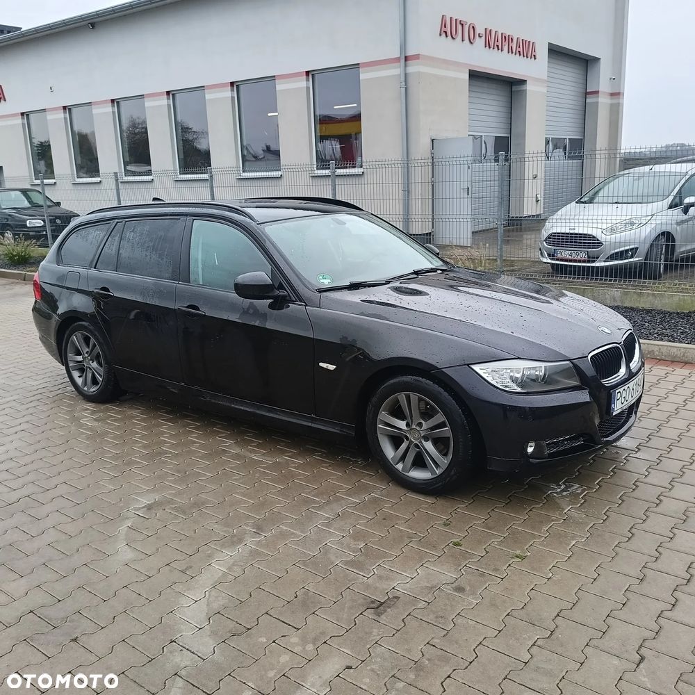 BMW Seria 3 318i Touring Edition Lifestyle - 2