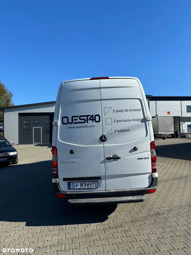 Mercedes-Benz Sprinter - 5