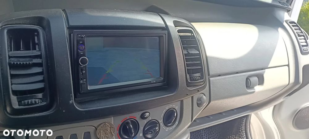 Opel VIVARO - 8