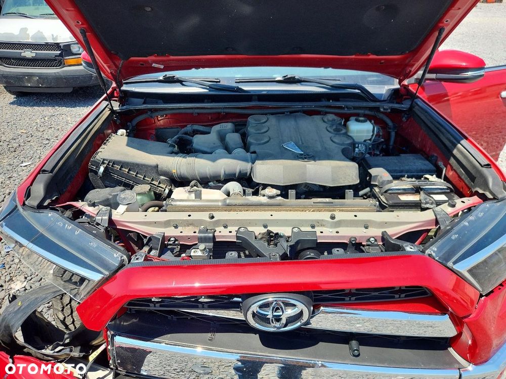 Toyota 4-Runner - 12