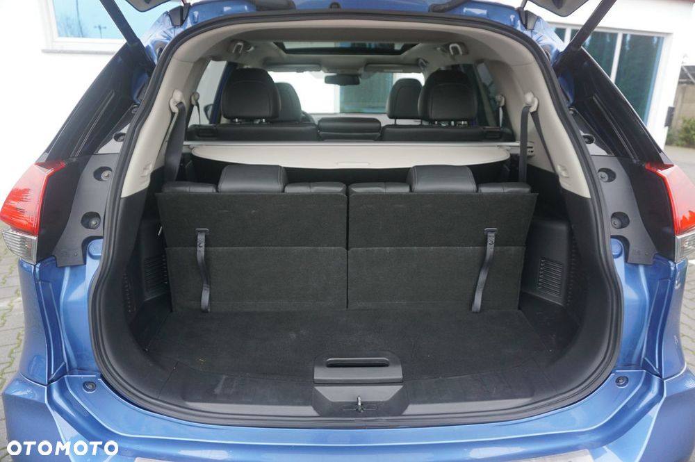 Nissan X-Trail 2.0 dCi Tekna 4WD Xtronic 7os - 26