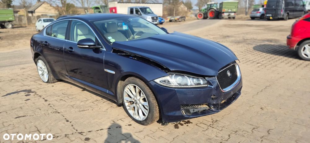 Jaguar XF - 1
