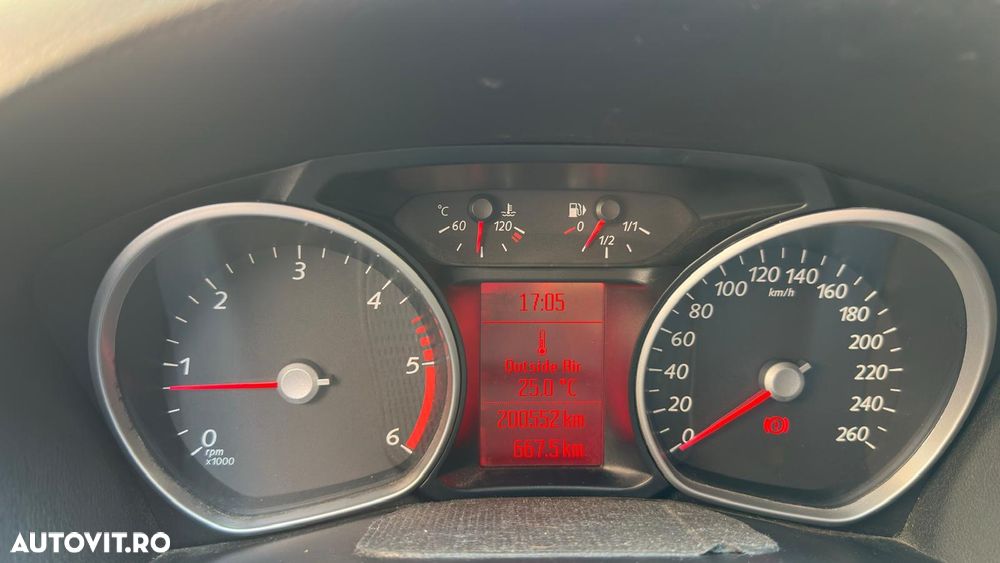 Ford Mondeo 1.6 TDCi Ambiente - 17