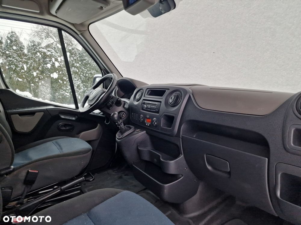 Renault Master - 24