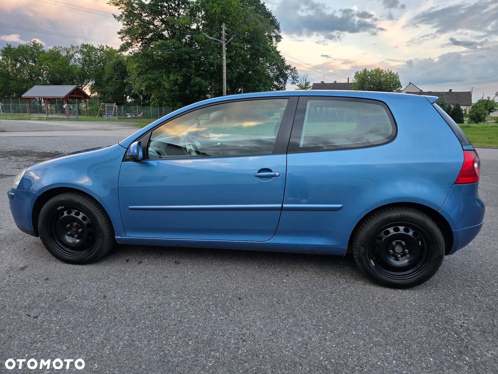 Volkswagen Golf - 10
