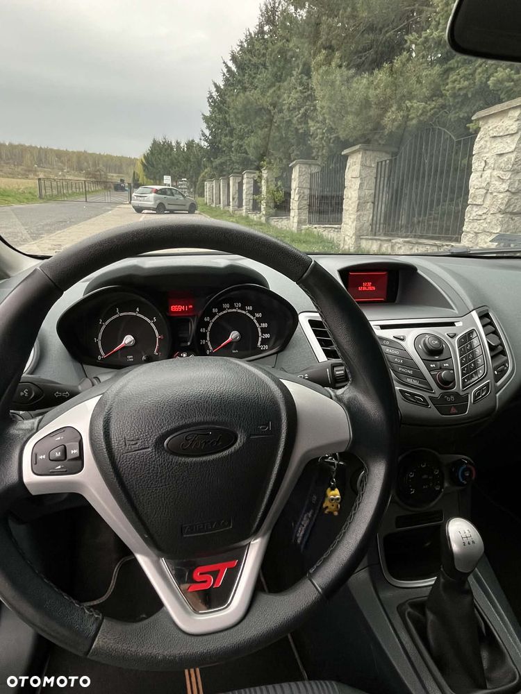 Ford Fiesta 1.25 Titanium - 8