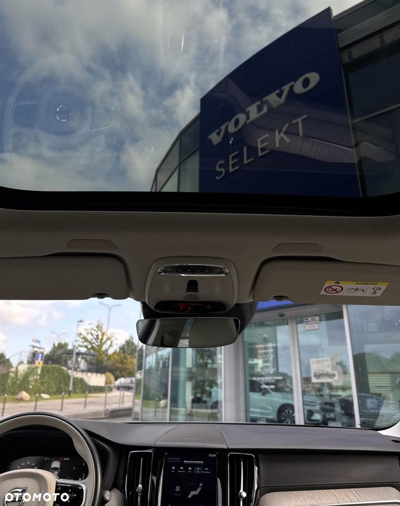 Volvo XC 60 - 33