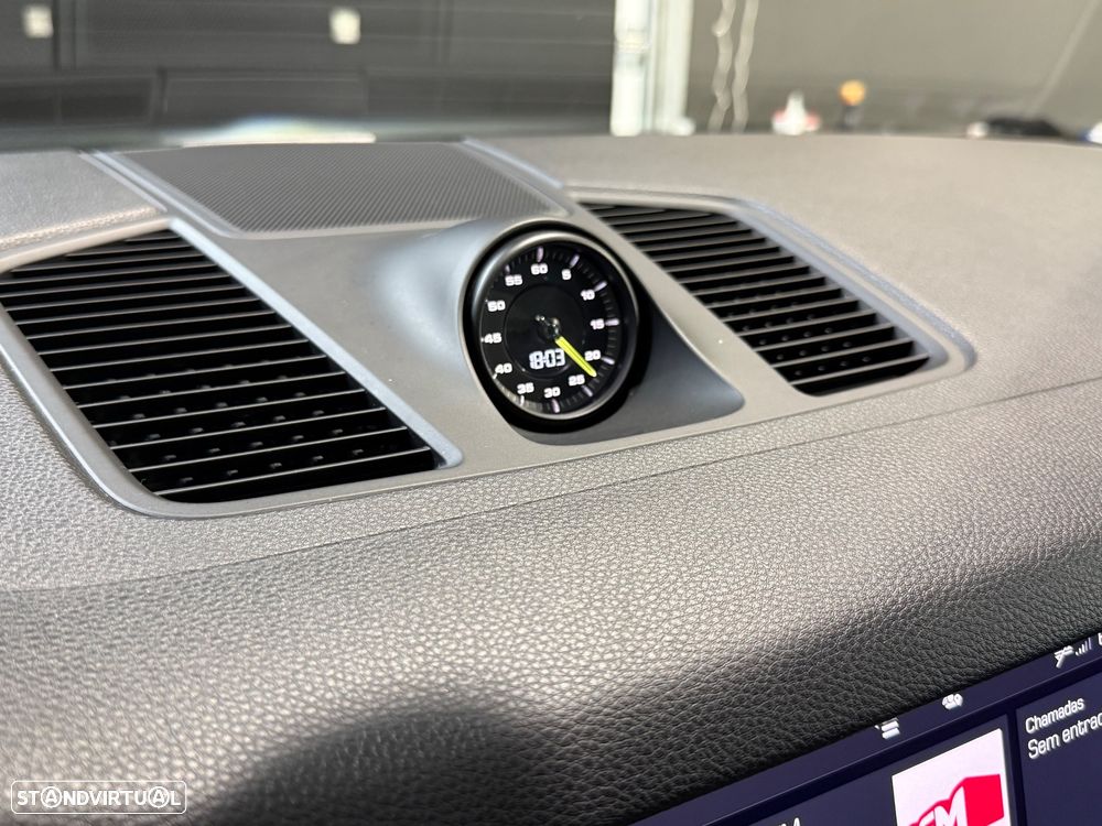 Porsche Cayenne E-Hybrid - 13