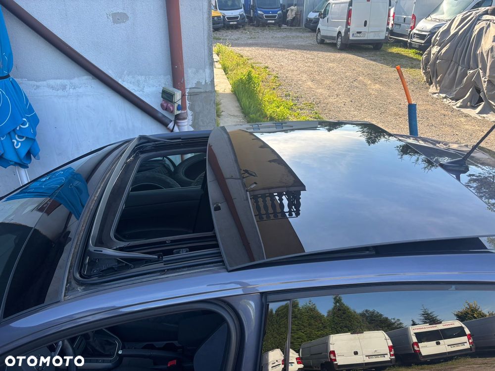 Volkswagen Taigo 1.0 TSI OPF DSG R-Line - 10
