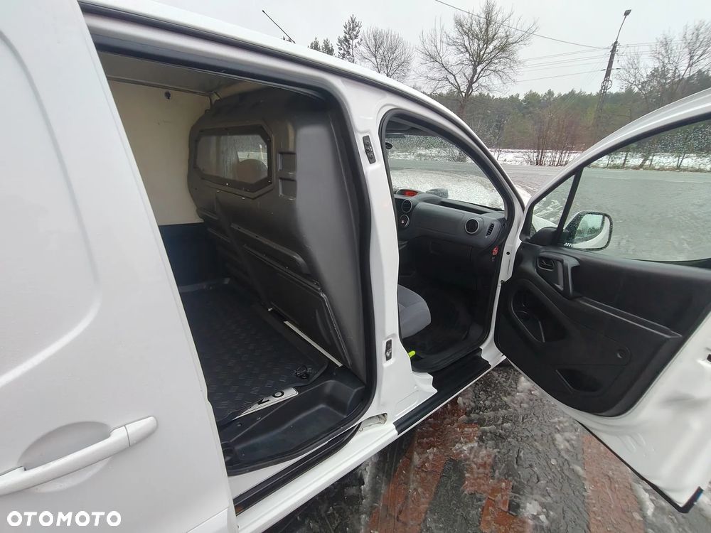 Peugeot Partner - 27