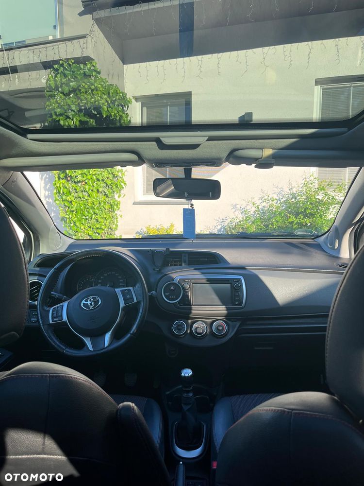 Toyota Yaris 1.33 Premium - 15