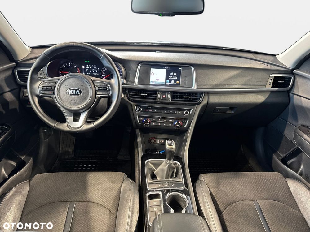 Kia Optima - 18