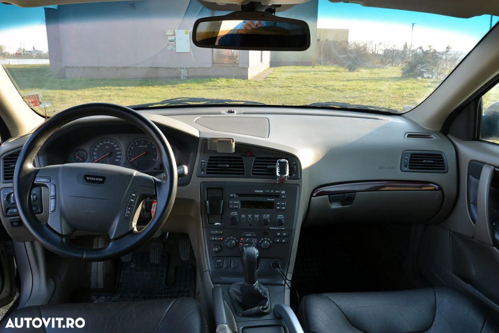 Volvo XC 70 AWD Summum - 4