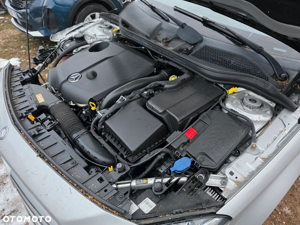 Mercedes-Benz GLA 220 d 4Matic 7G-DCT Activity Edition - 16