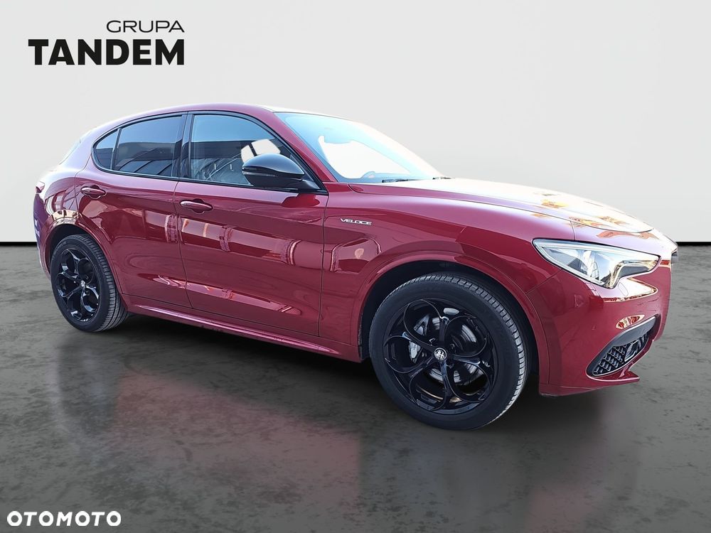 Alfa Romeo Stelvio - 4