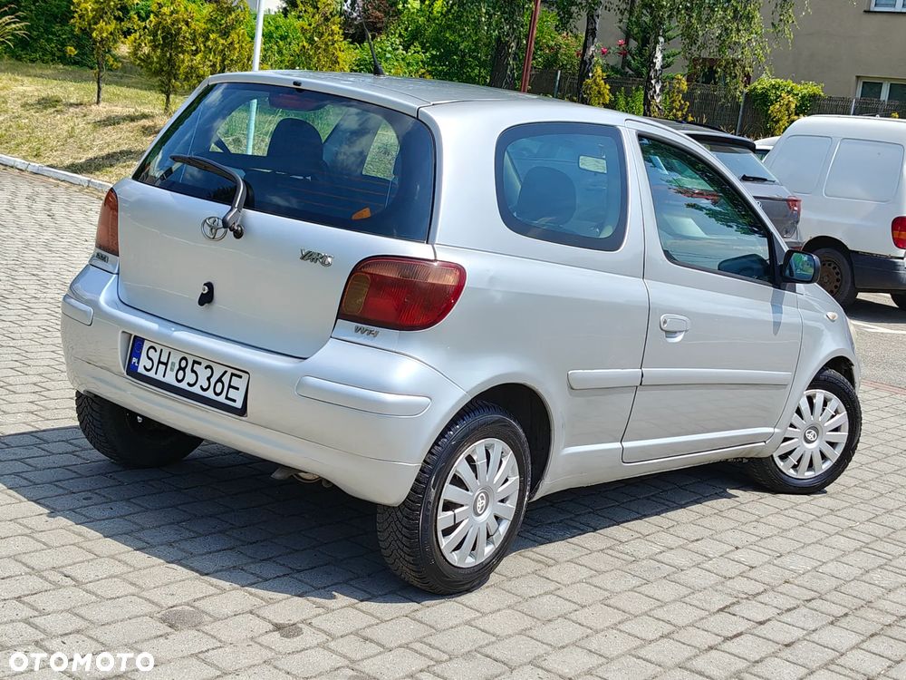 Toyota Yaris 1.3 Sol - 2