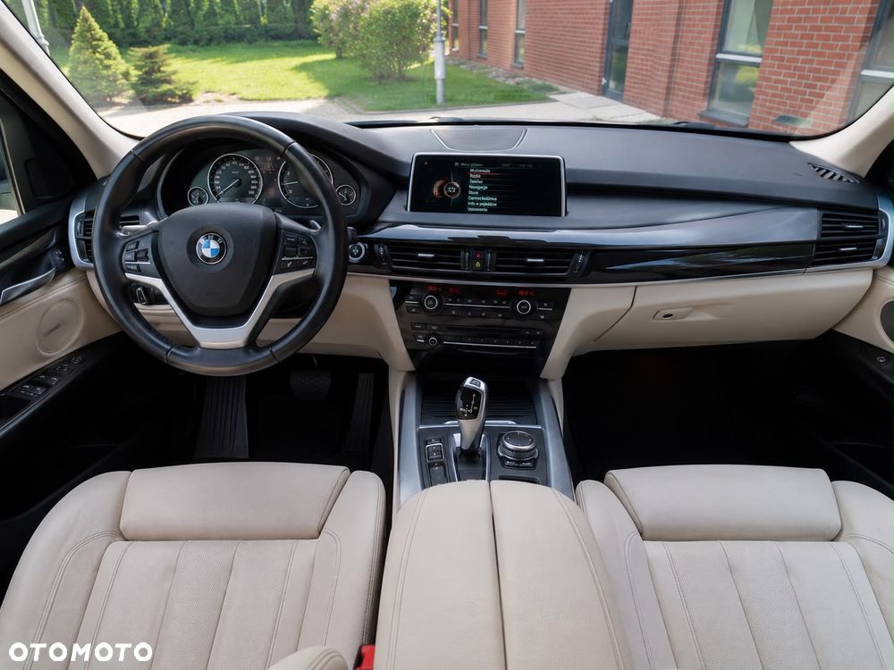 BMW X5 xDrive35i Edition Exclusive - 6