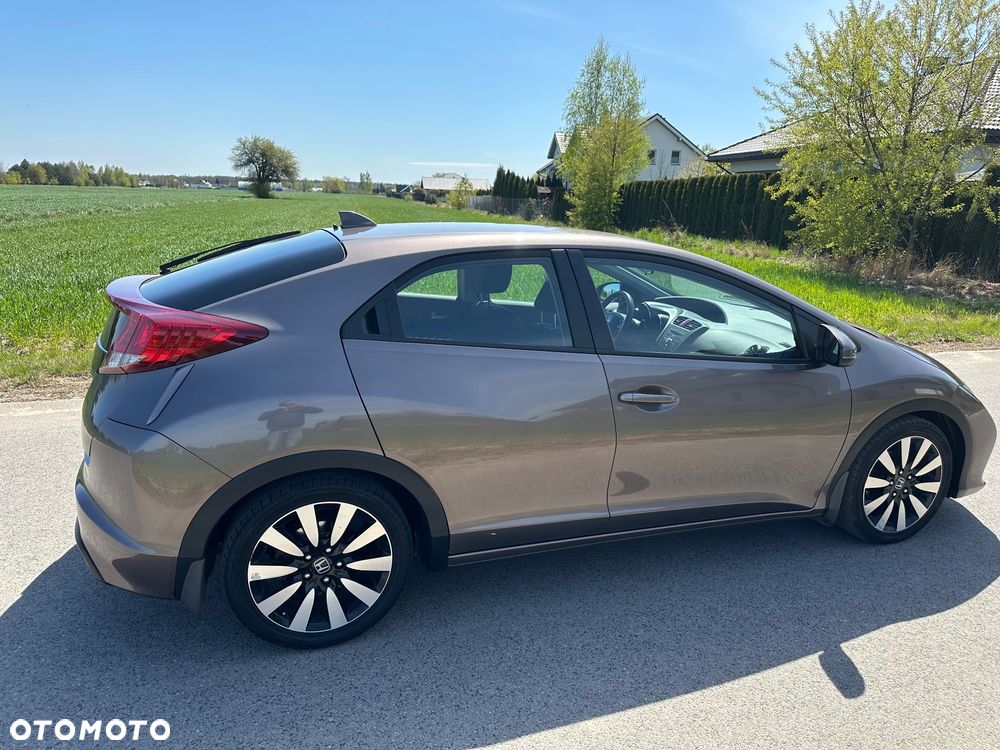 Honda Civic 1.8 Lifestyle - 13