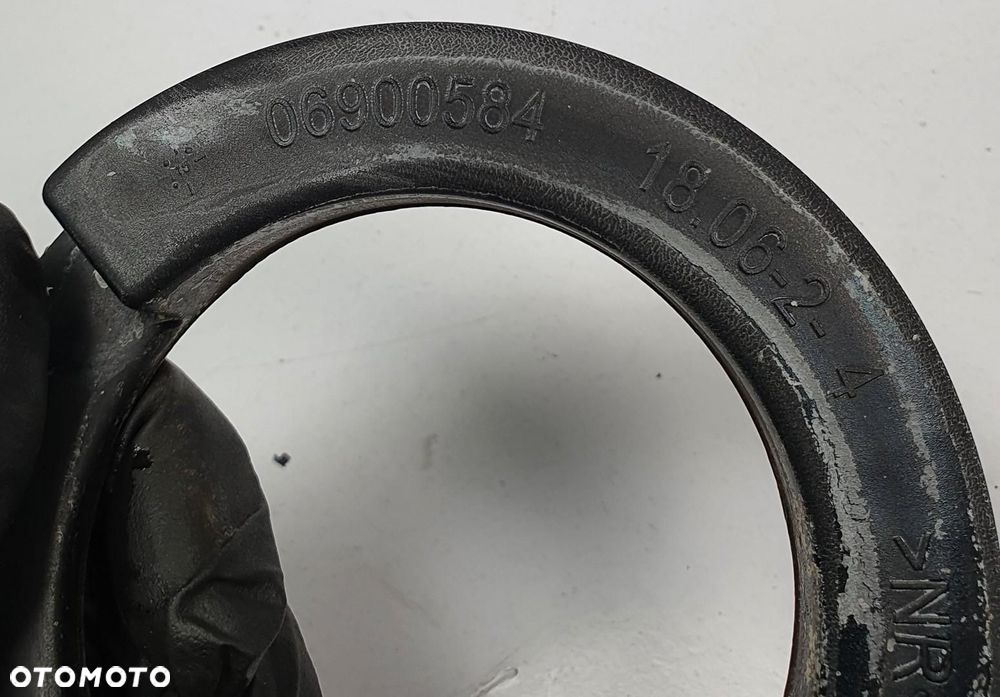 GUMA PODKŁADKA SPRĘŻYNY JAGUAR XE X760 06900584 - 5