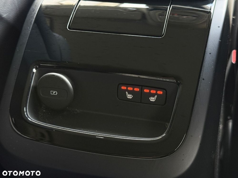 Volvo V90 T8 AWD Plug-In Hybrid Plus Bright - 33