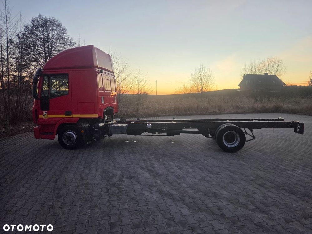Iveco EUROCARGO ML - 6