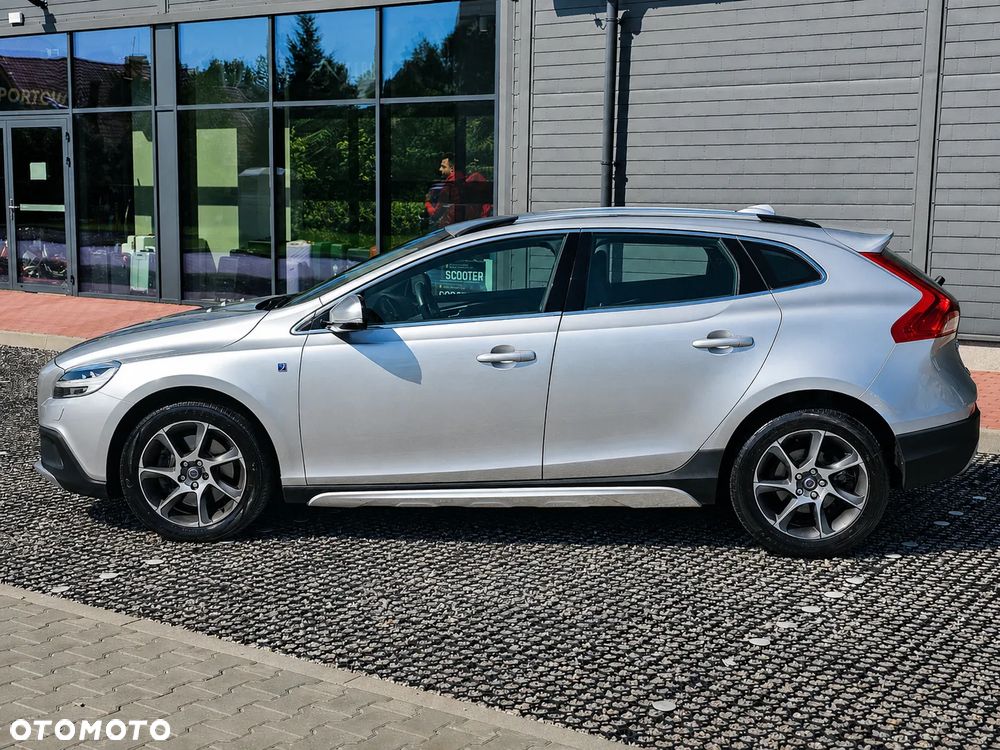 Volvo V40 T3 Drive-E R-Ocean Race - 2