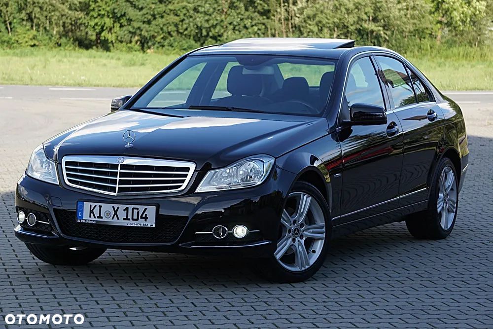 Mercedes-Benz Klasa C 180 BlueEFFICIENCY Elegance - 3