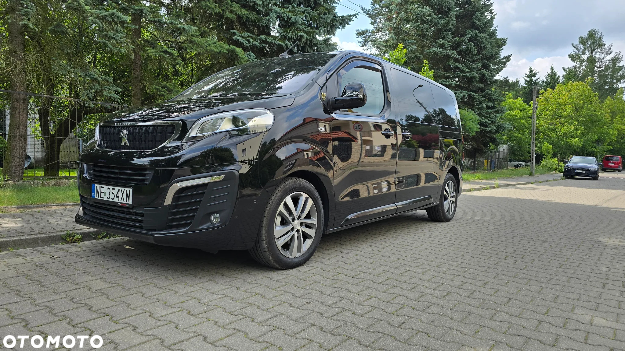 Peugeot Traveller - 15