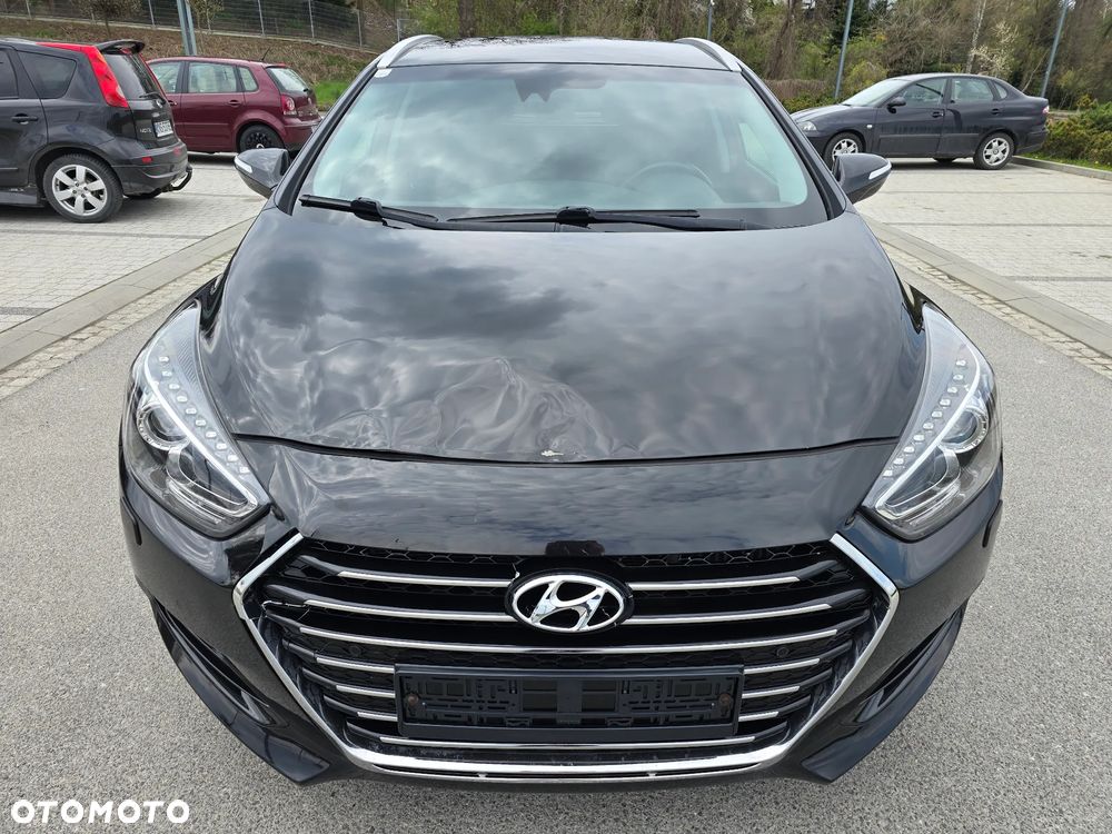 Hyundai i40 Kombi 1.7 CRDi DCT Premium - 26