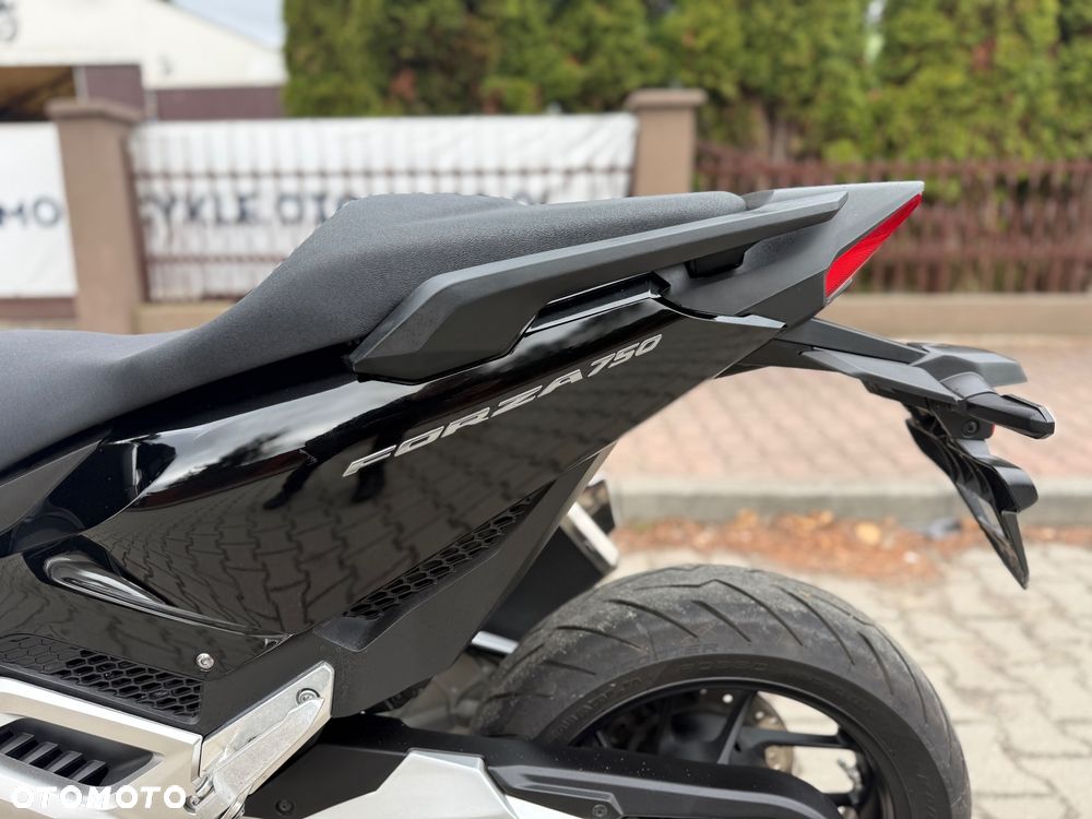 Honda NSS - 15