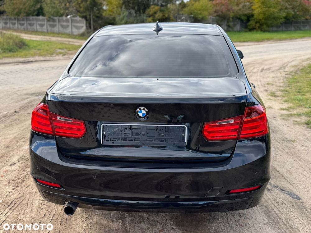 BMW Seria 3 316i M Sport - 7