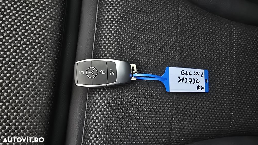 Mercedes-Benz GLC 300 e 4MATIC - 21