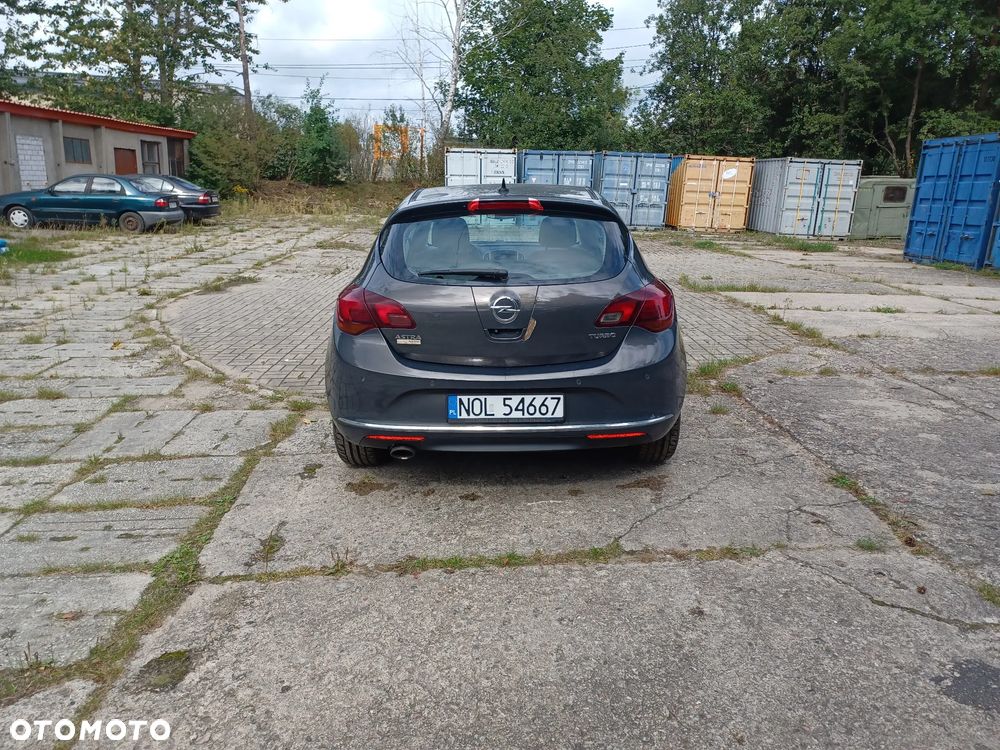 Opel Astra - 4