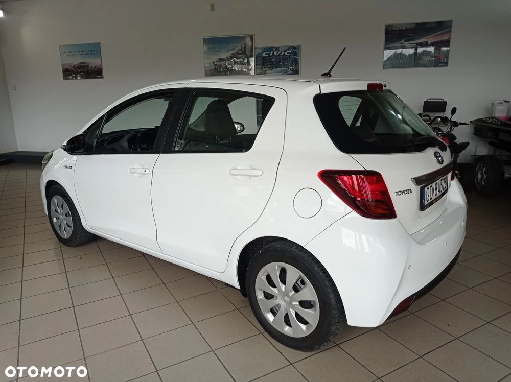 Toyota Yaris - 3
