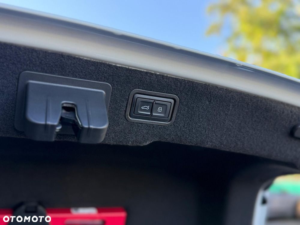 Audi A8 - 31