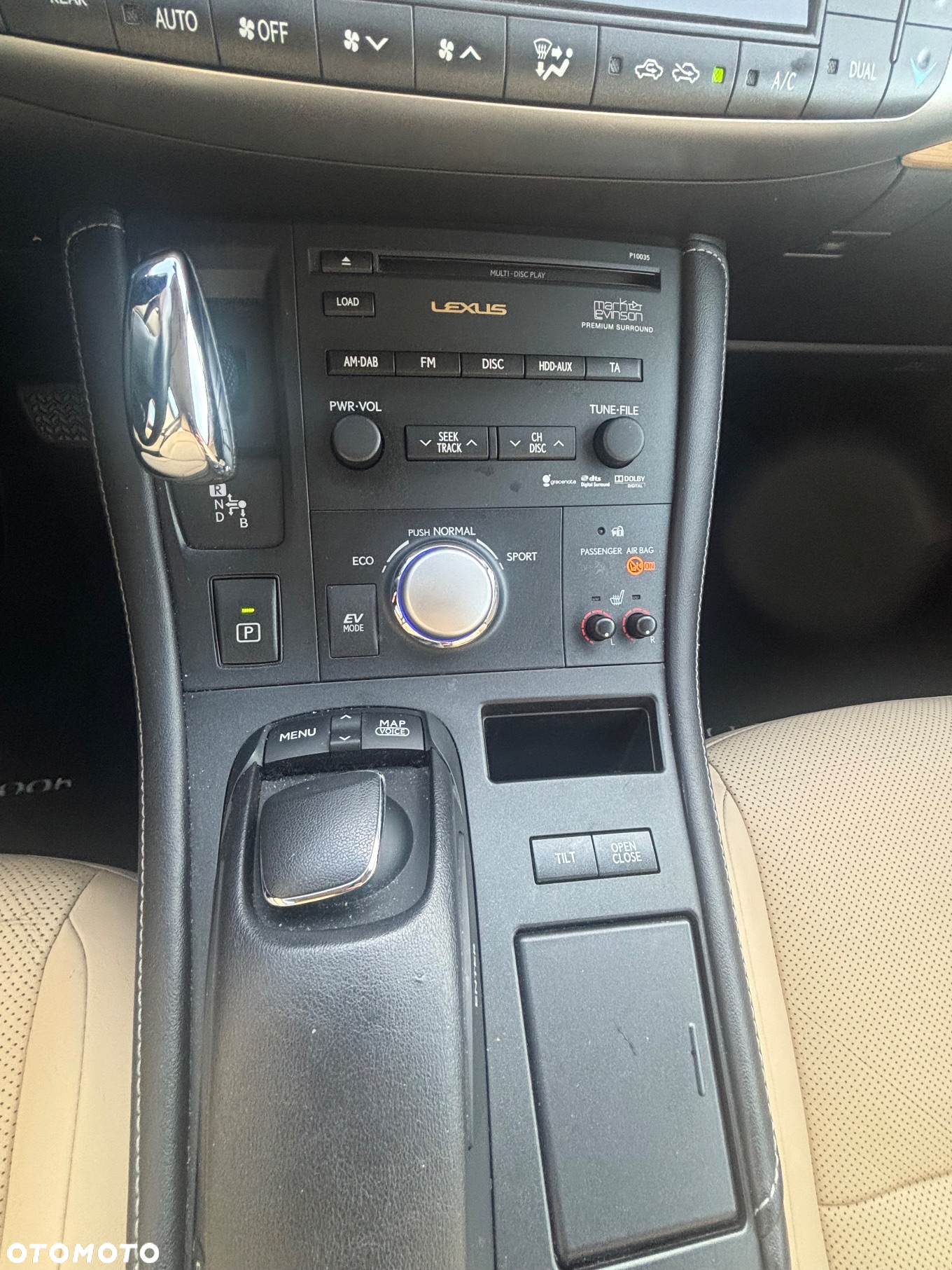 Lexus CT 200h Prestige - 31